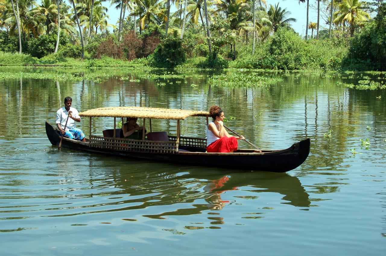 Mantra Heritage Home Alappuzha Exteriör bild