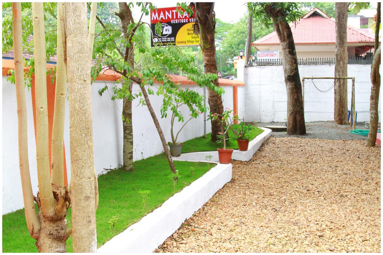Mantra Heritage Home Alappuzha Exteriör bild