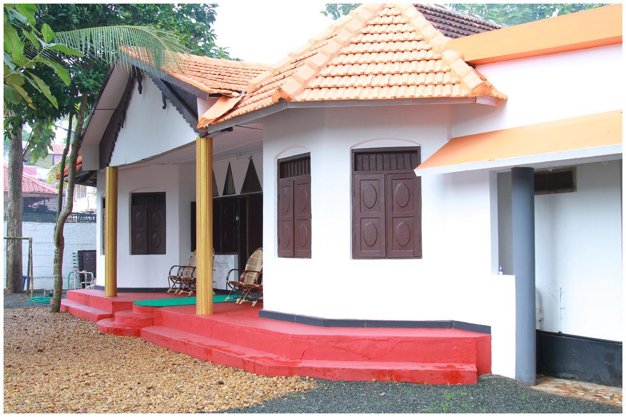 Mantra Heritage Home Alappuzha Exteriör bild